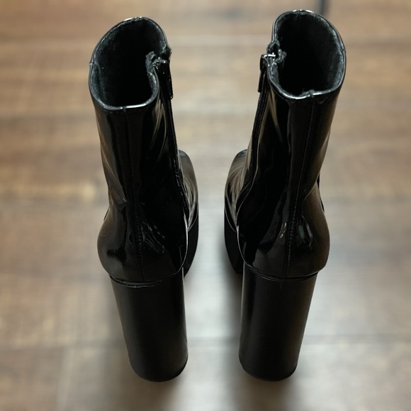 ASOS Design Above Ankle Platform Stomper Boots • Size 7 • Women - Picture 5 of 15